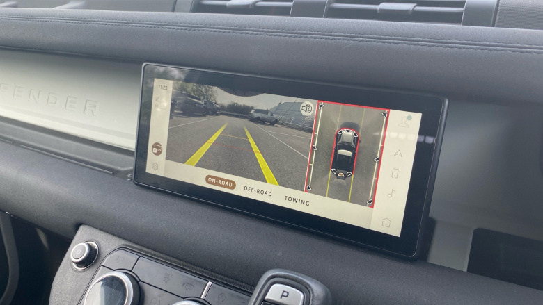 Land Rover Defender 90 Diesel 3.0 D250 Hard Top Auto